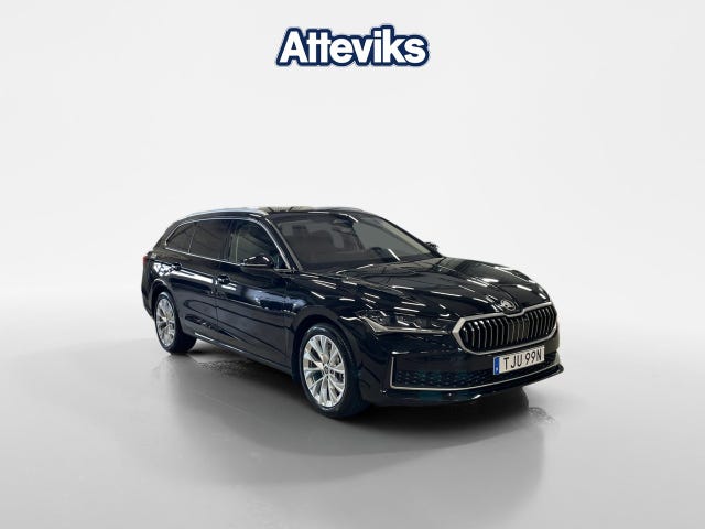 Skoda Superb 2025