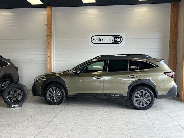Subaru Outback 2025