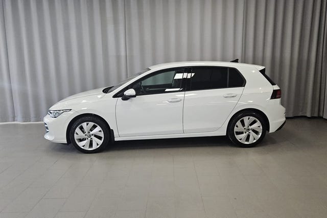 Volkswagen Golf I 2024 – bild 2