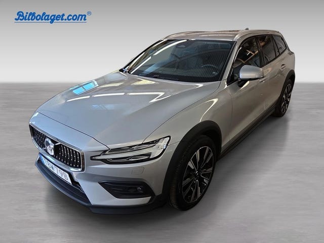 Volvo V60 Cross Country 2024