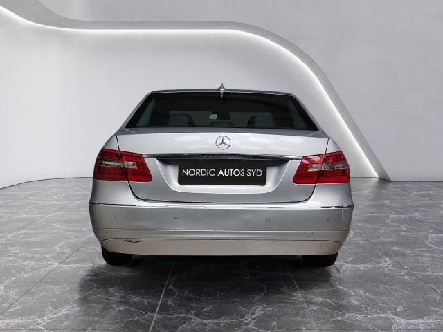 Mercedes-Benz E 200 2010 – bild 4