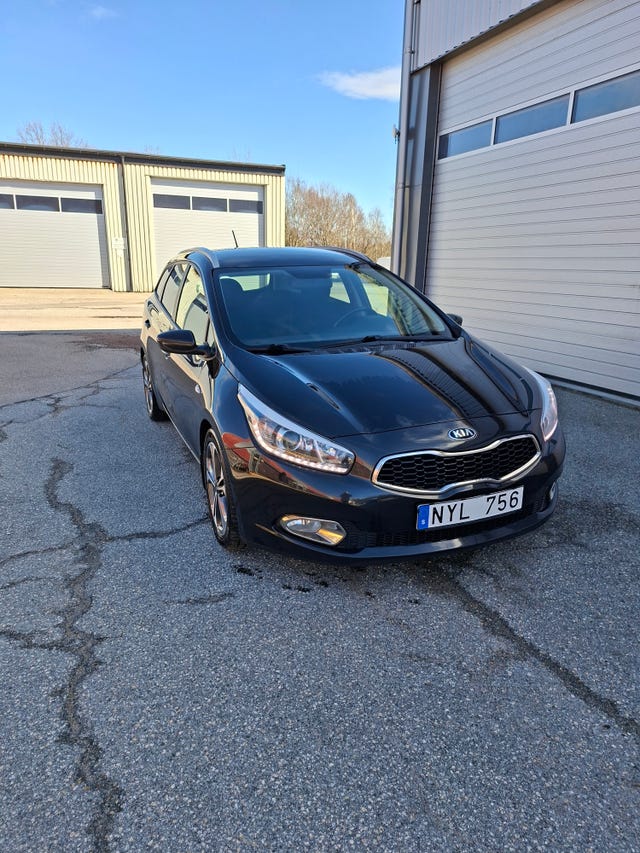 Kia Ceed 2014 – bild 4