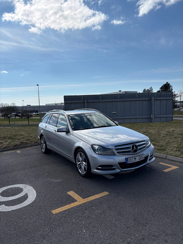 Mercedes-Benz C220 2013