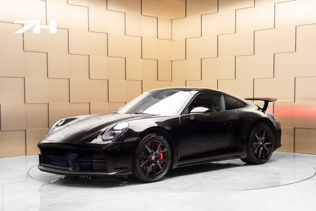 Porsche 911 2025