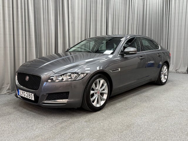 Jaguar XF 2016
