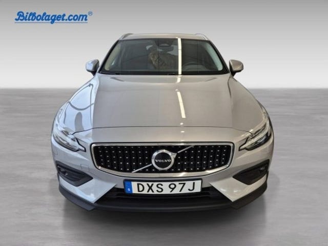 Volvo V60 Cross Country 2024