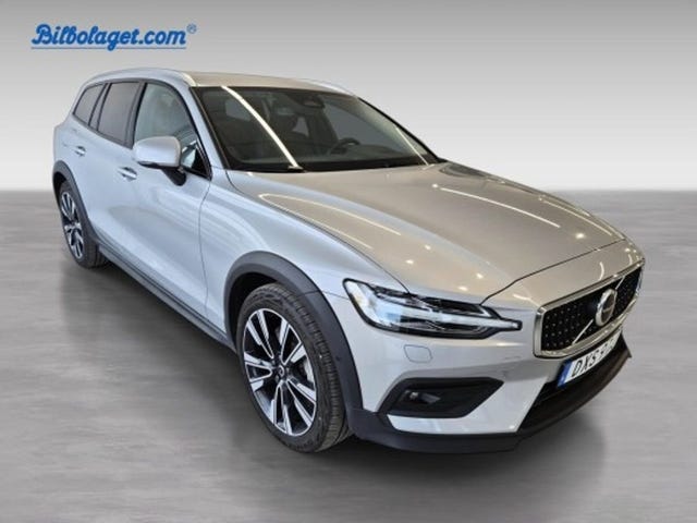 Volvo V60 Cross Country 2024 – bild 4