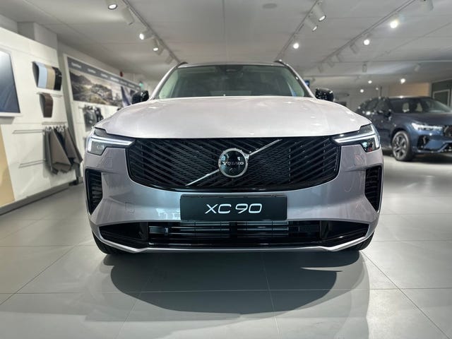 Volvo XC90 2026