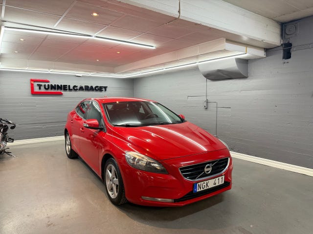 Volvo V40 2013