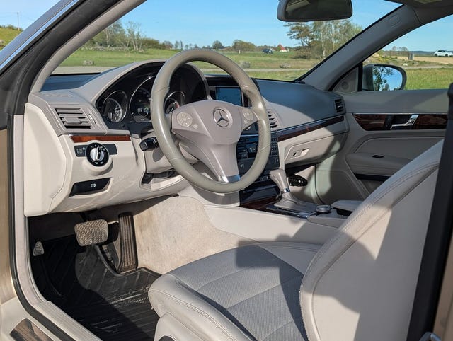 Mercedes-Benz E350 2010 – bild 4