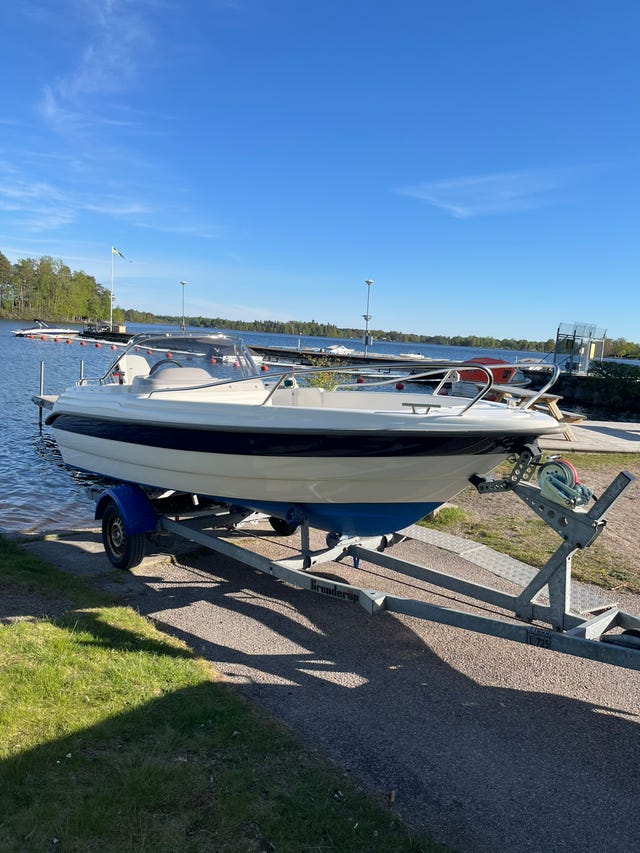 Bella 510 2004 90HK V4