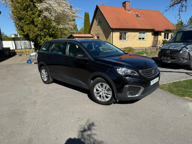 Peugeot 5008 2017