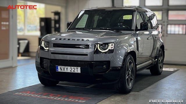 Land Rover Defender 110 2023
