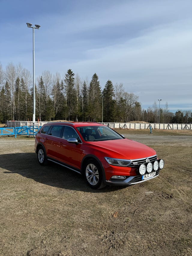 Volkswagen Passat Alltrack 2016 – bild 2