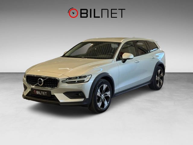 Volvo V60 Cross Country 2021