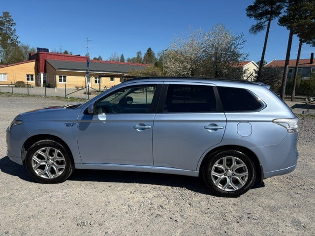 Mitsubishi Outlander 2014