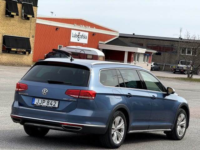 Volkswagen Passat Alltrack — bild 7 av 10