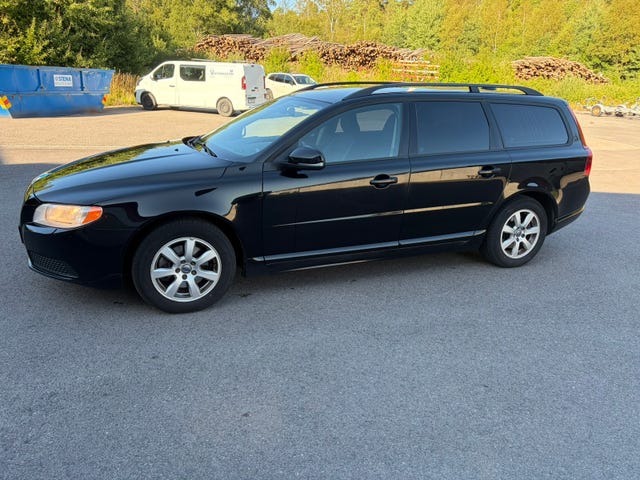 Volvo V70 2013