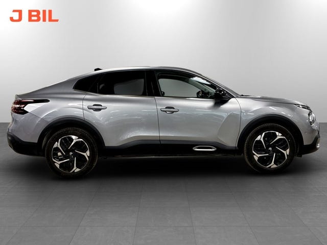 Citroen C4 X 2023 – bild 3