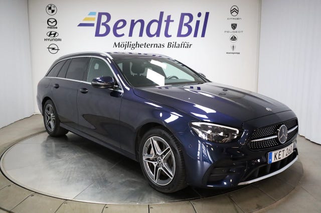 Mercedes-Benz E300 2023