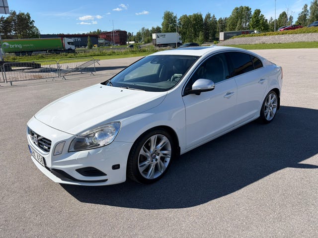 Volvo S60 2012