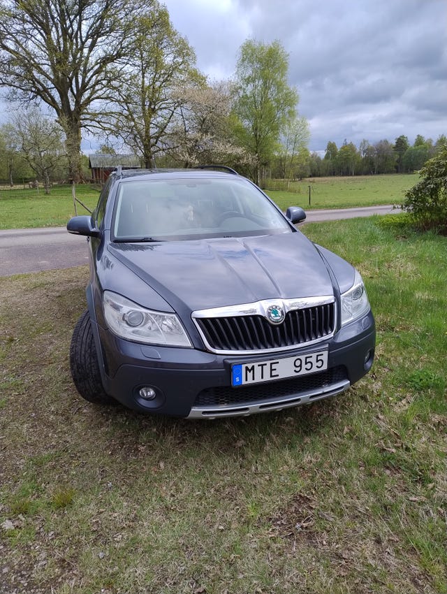 Skoda Octavia Scout 2012