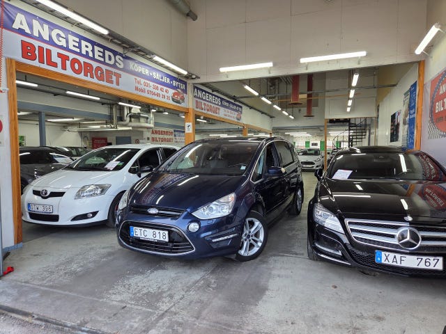 Ford S-MAX 2011