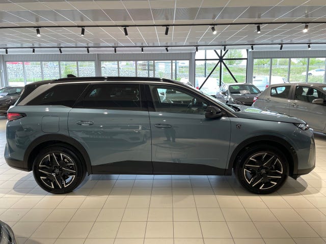Peugeot 5008 2025 – bild 4