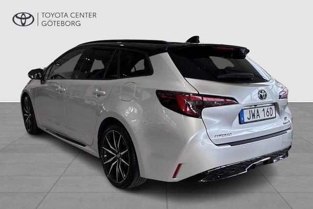 Toyota Corolla 2023 – bild 4