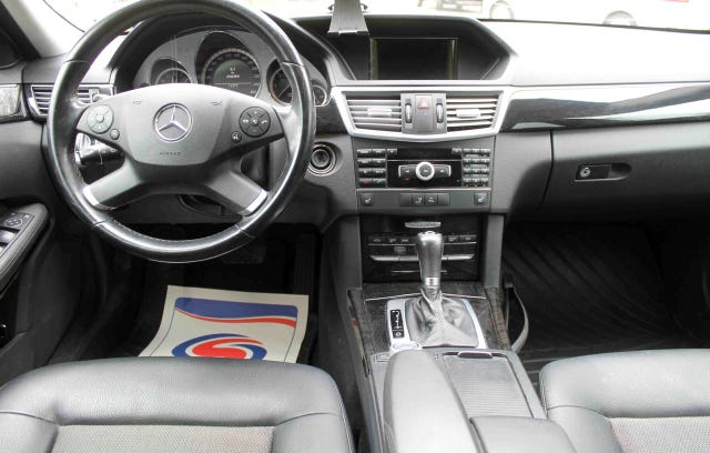 Mercedes-Benz E220 2011 – bild 4
