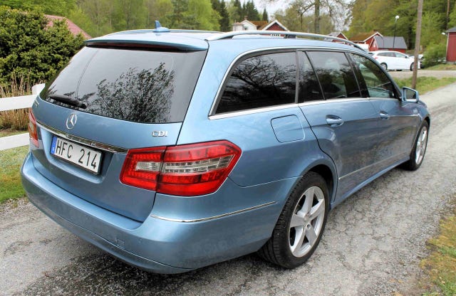 Mercedes-Benz E220 2011 – bild 2