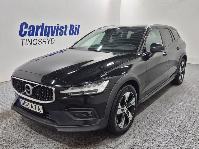 Volvo V60 Cross Country 2022