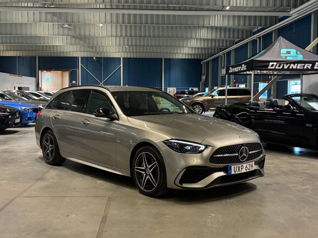 Mercedes-Benz C300 2023