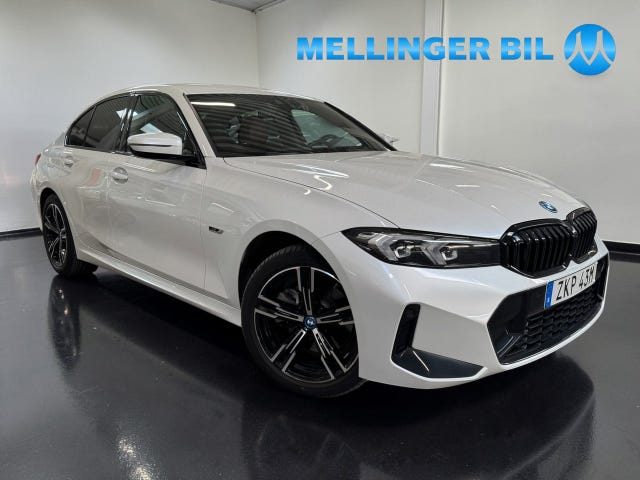BMW 330e 2023
