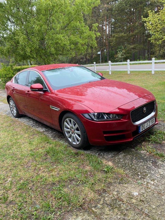 Jaguar XE 2018