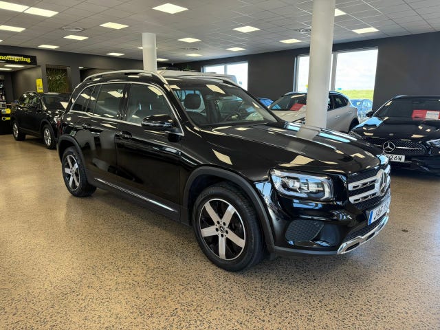 Mercedes-Benz GLB 200 d 2023
