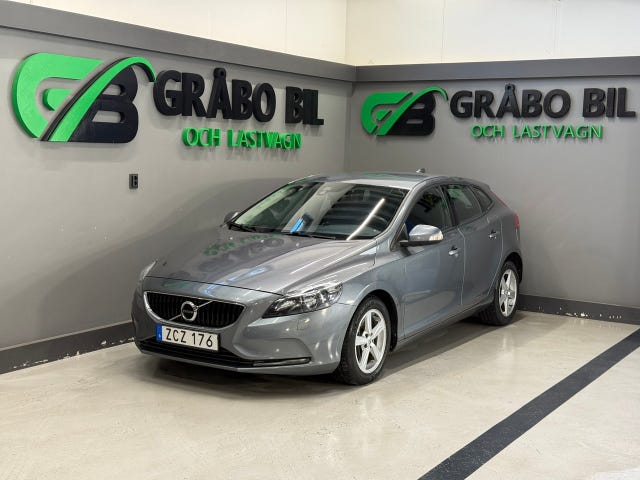 Volvo V40 2018