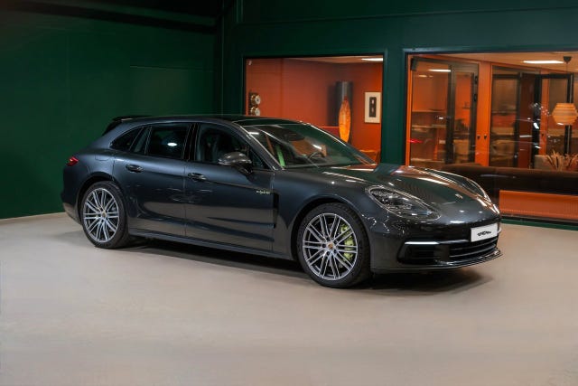 Porsche Panamera 4 2019