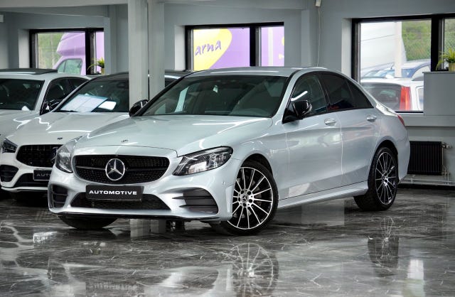 Mercedes-Benz C400 2020