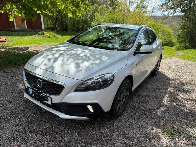 Volvo V40 Cross Country 2016