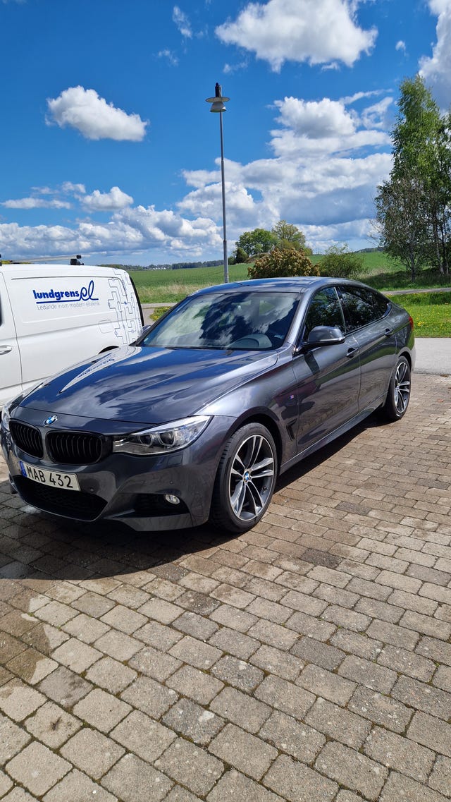 BMW 330d 2015