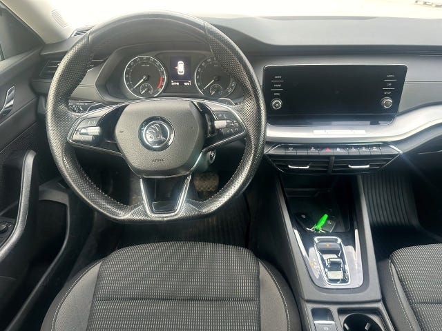 Skoda Octavia — bild 9 av 10