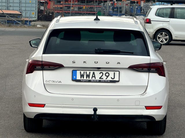Skoda Octavia — bild 6 av 10