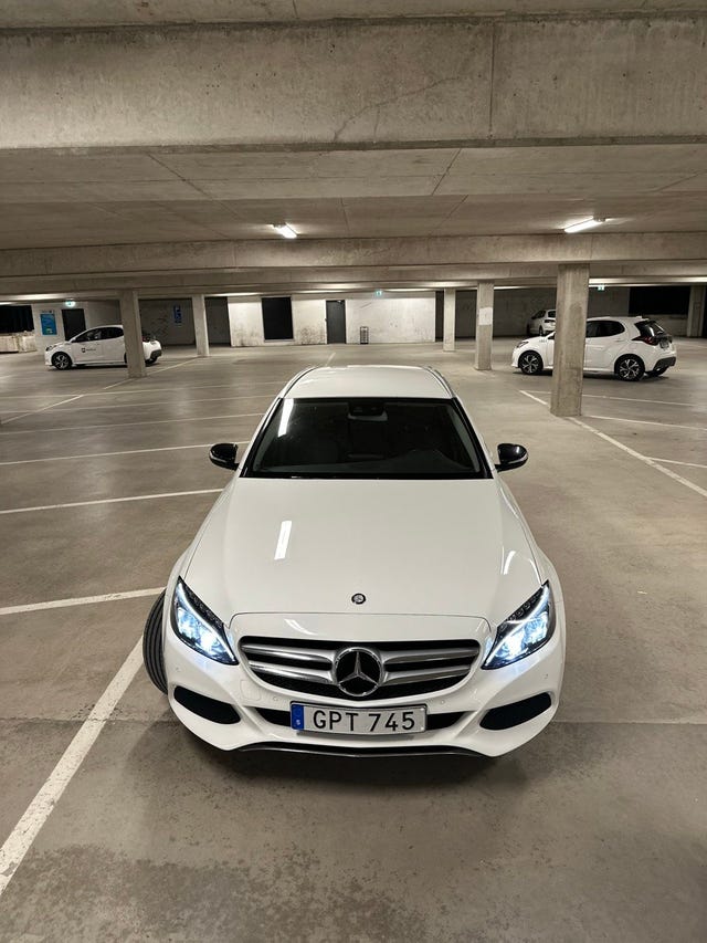Mercedes-Benz C220 2015