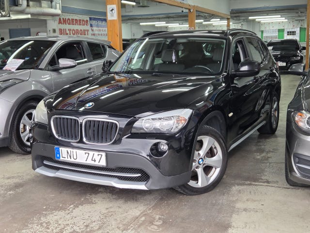 BMW X1 2011