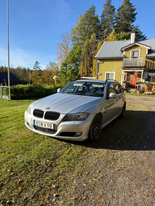 BMW 320d 2010