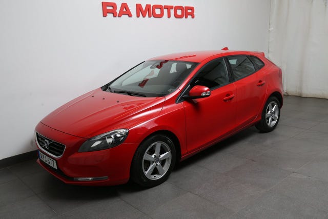 Volvo V40 2014