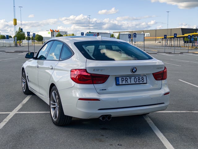 BMW 320d 2017 – bild 3