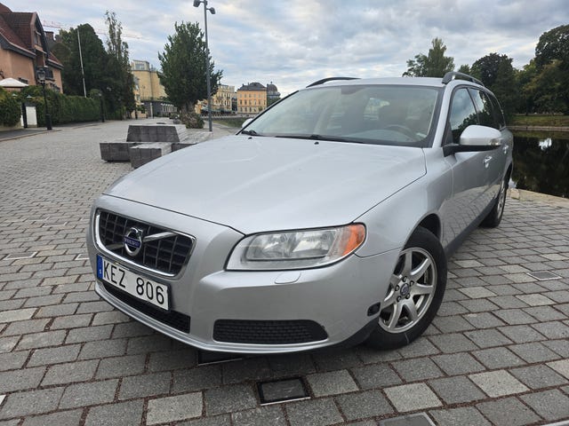 Volvo V70 2010