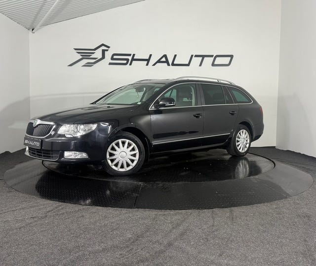 Skoda Superb 2011